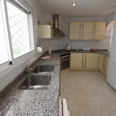 Vila Sesam - Sea View With Private Pool In